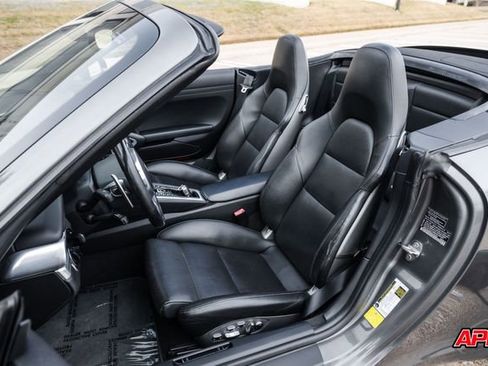 Used 2012 Porsche 911 Carrera S image 4