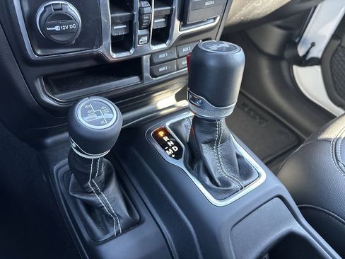 Used 2023 Jeep Wrangler Unlimited Sahara w/ Cold Weather Group image 29