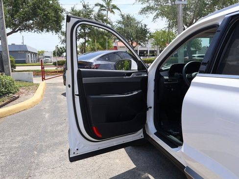 Used 2024 Hyundai Palisade SEL FWD image 27