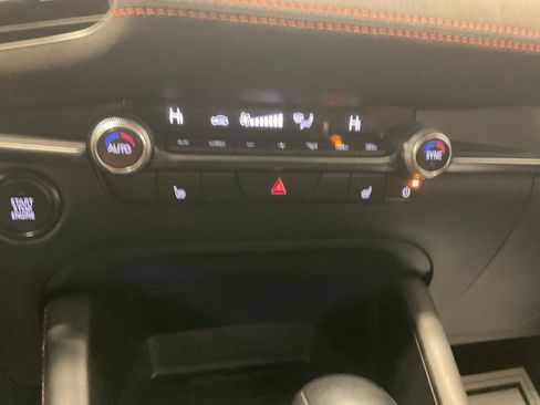 Used 2024 MAZDA MAZDA3 s image 18