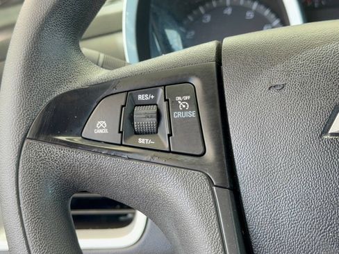 Used 2017 Chevrolet Equinox LS FWD image 15