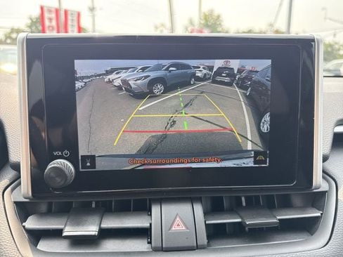Used 2024 Toyota RAV4 XLE w/ Convenience Package AWD/4WD image 39