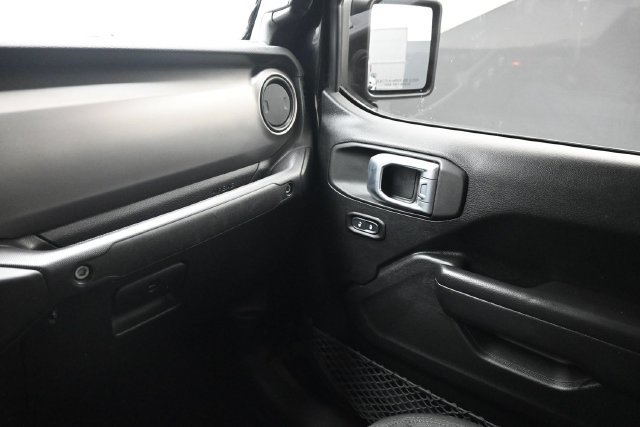 Used 2020 Jeep Gladiator Sport w/ Quick Order Package 24S AWD/4WD image 8