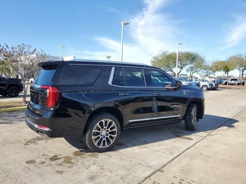 New 2026 GMC Yukon Denali w/ Denali Reserve Package RWD image 7