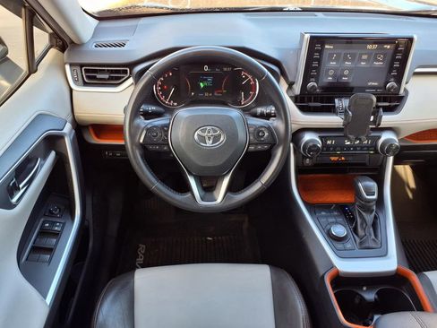 Used 2021 Toyota RAV4 Adventure image 13