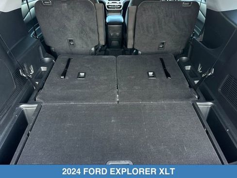 Used 2024 Ford Explorer XLT w/ Class IV Trailer Tow Package AWD/4WD image 18