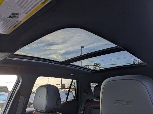New 2026 Chevrolet Equinox RS w/ Convenience Package III FWD image 25