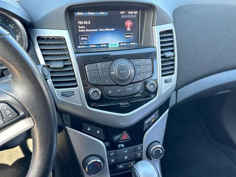 Used 2014 Chevrolet Cruze LT FWD image 26