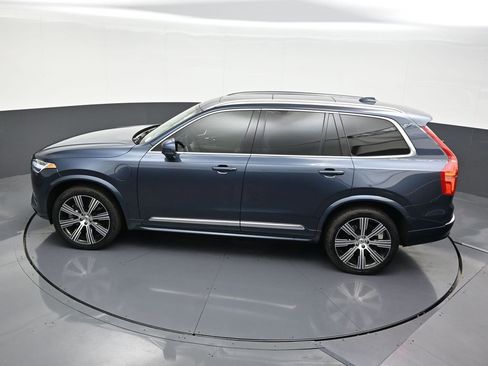 Certified 2025 Volvo XC90 T8 Core w/ Protection Package image 17