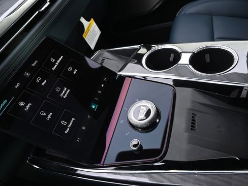 New 2025 Cadillac Escalade IQ Luxury 2 image 31