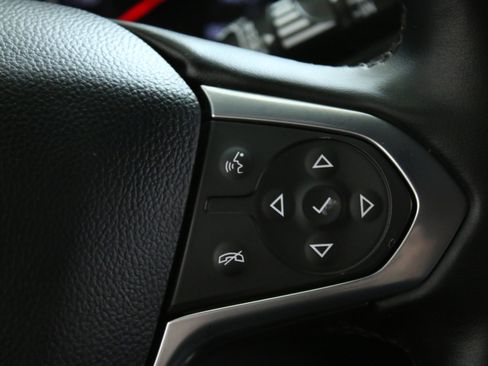 Used 2023 Chevrolet Traverse LT w/ LPO, Floor Liner Package image 17