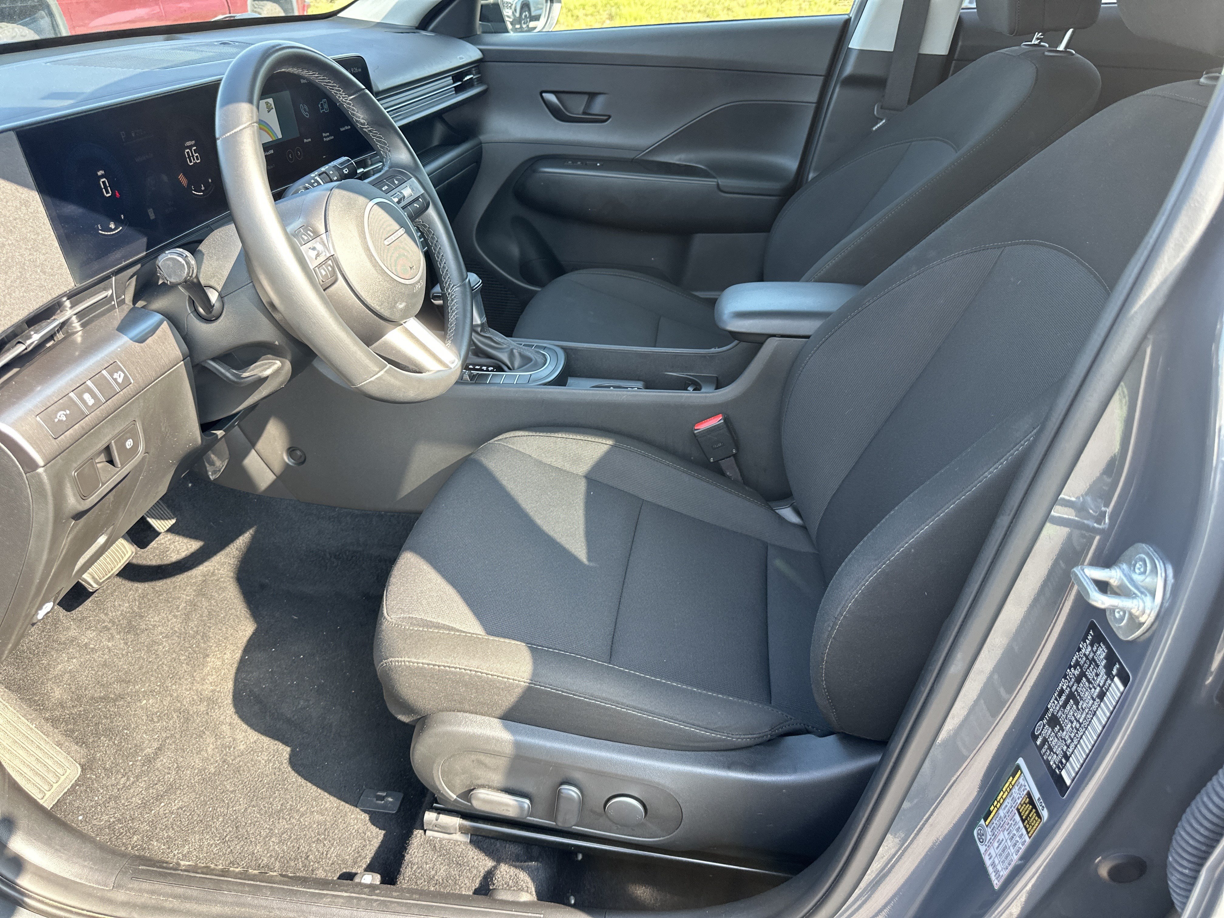 Used 2025 Hyundai Kona SEL FWD image 10