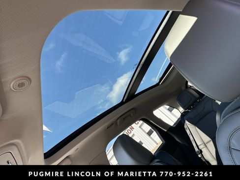 New 2026 Lincoln Corsair Reserve w/ Rear Removable Package Tray FWD image 35
