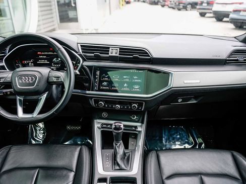 Used 2022 Audi Q3 2.0T Premium Plus w/ Premium Plus Package image 12