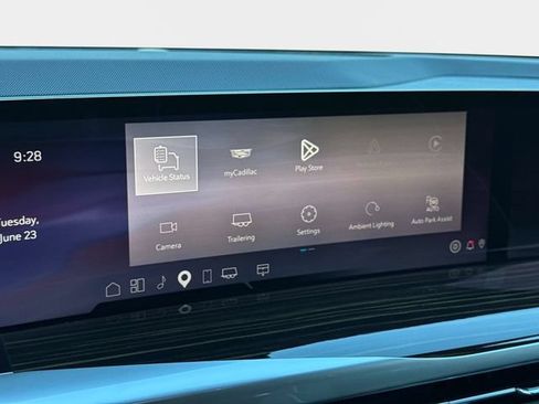 Certified 2025 Cadillac Escalade Premium Luxury AWD/4WD image 22