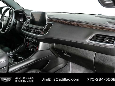 Used 2024 Chevrolet Tahoe Z71 w/ Z71 Off-Road Package AWD/4WD image 24