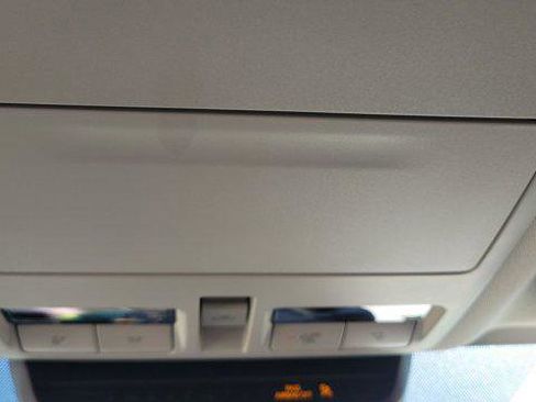 Certified 2025 MAZDA CX-70 Plug-In Hybrid w/ Premium Pkg image 34