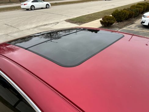 Used 2013 Cadillac XTS Premium image 13