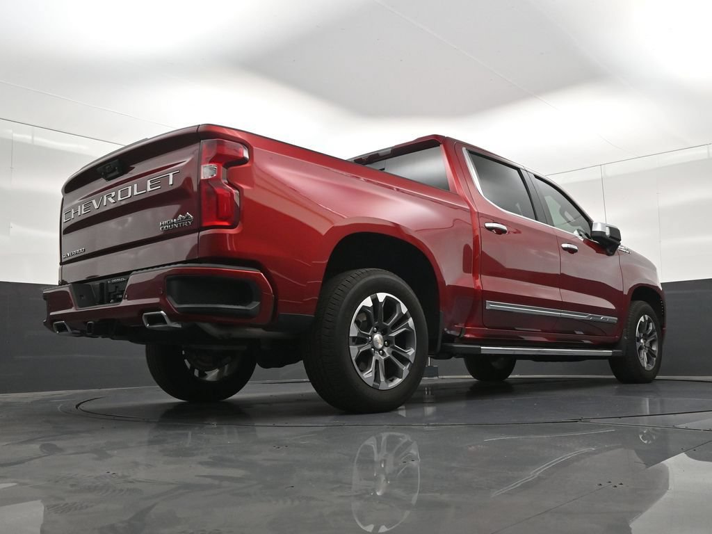 Used 2025 Chevrolet Silverado 1500 High Country RWD image 29