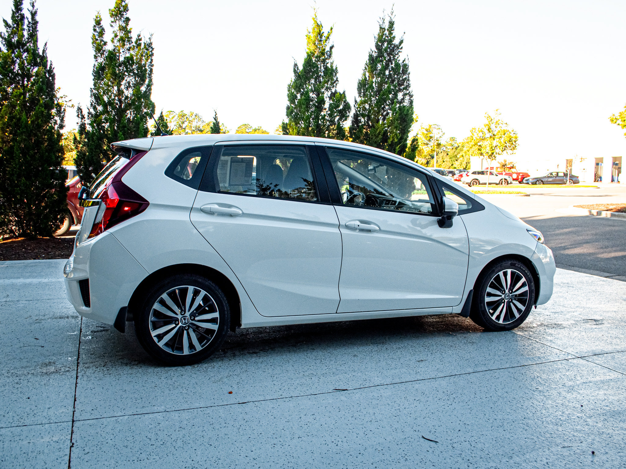 Used 2017 Honda Fit EX image 11