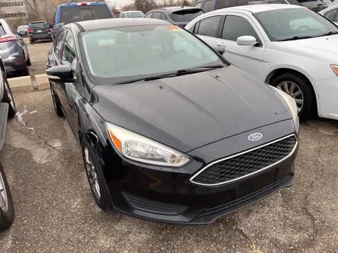 Used 2015 Ford Focus SE image 20