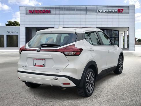Certified 2023 Nissan Kicks SV image 6