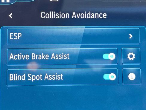 Certified 2026 Mercedes-Benz GLA 250 4MATIC image 10