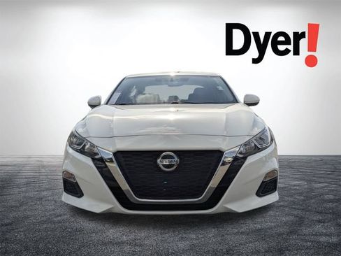Used 2020 Nissan Altima 2.5 S FWD image 11