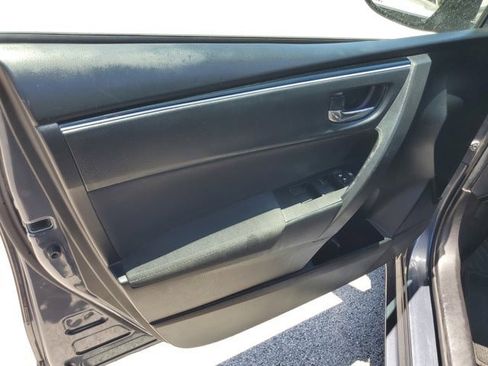 Used 2019 Toyota Corolla LE FWD image 22