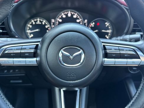Used 2022 MAZDA MAZDA3 s image 25