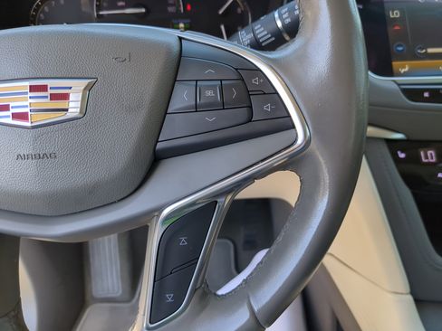 Used 2019 Cadillac XT5 Luxury image 31