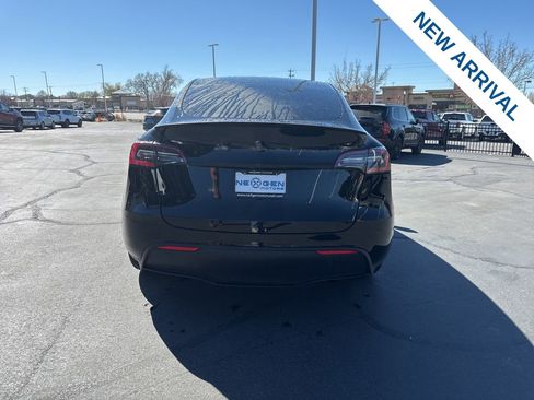 Used 2024 Tesla Model Y Performance AWD/4WD image 6