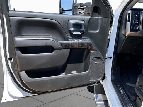 Used 2016 GMC Sierra 3500 Denali w/ Duramax Plus Package AWD/4WD image 25