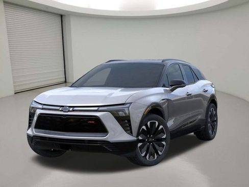 New 2026 Chevrolet Blazer EV RS image 6