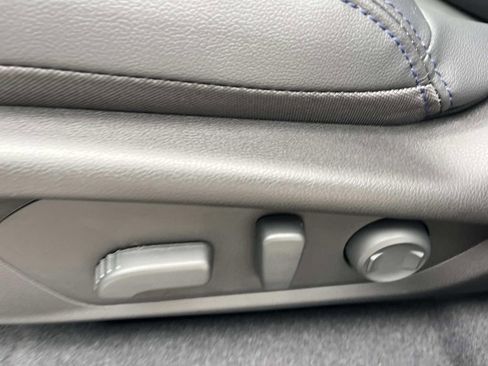 New 2025 Subaru Forester Limited image 25