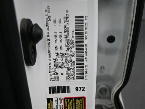 Used 2019 Toyota Tacoma TRD Off-Road image 20