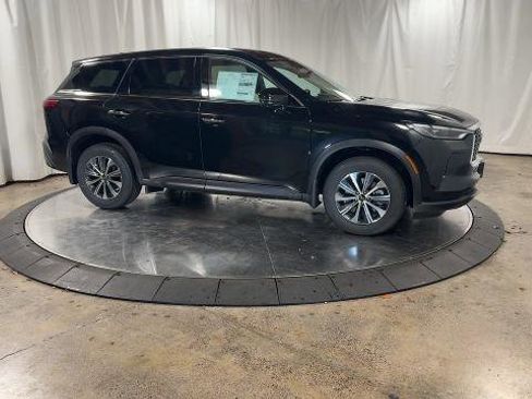 Certified 2025 INFINITI QX60 Pure image 3