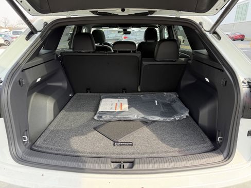 New 2026 Volkswagen Atlas Cross Sport SE AWD/4WD image 28