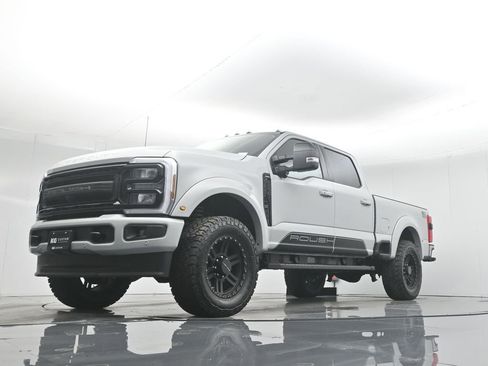 New 2026 Ford F250 Lariat w/ Black Appearance Package image 53