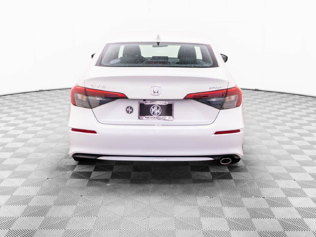 Used 2024 Honda Civic Sport image 5