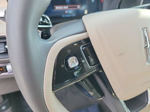 Certified 2023 Lincoln Corsair FWD image 24