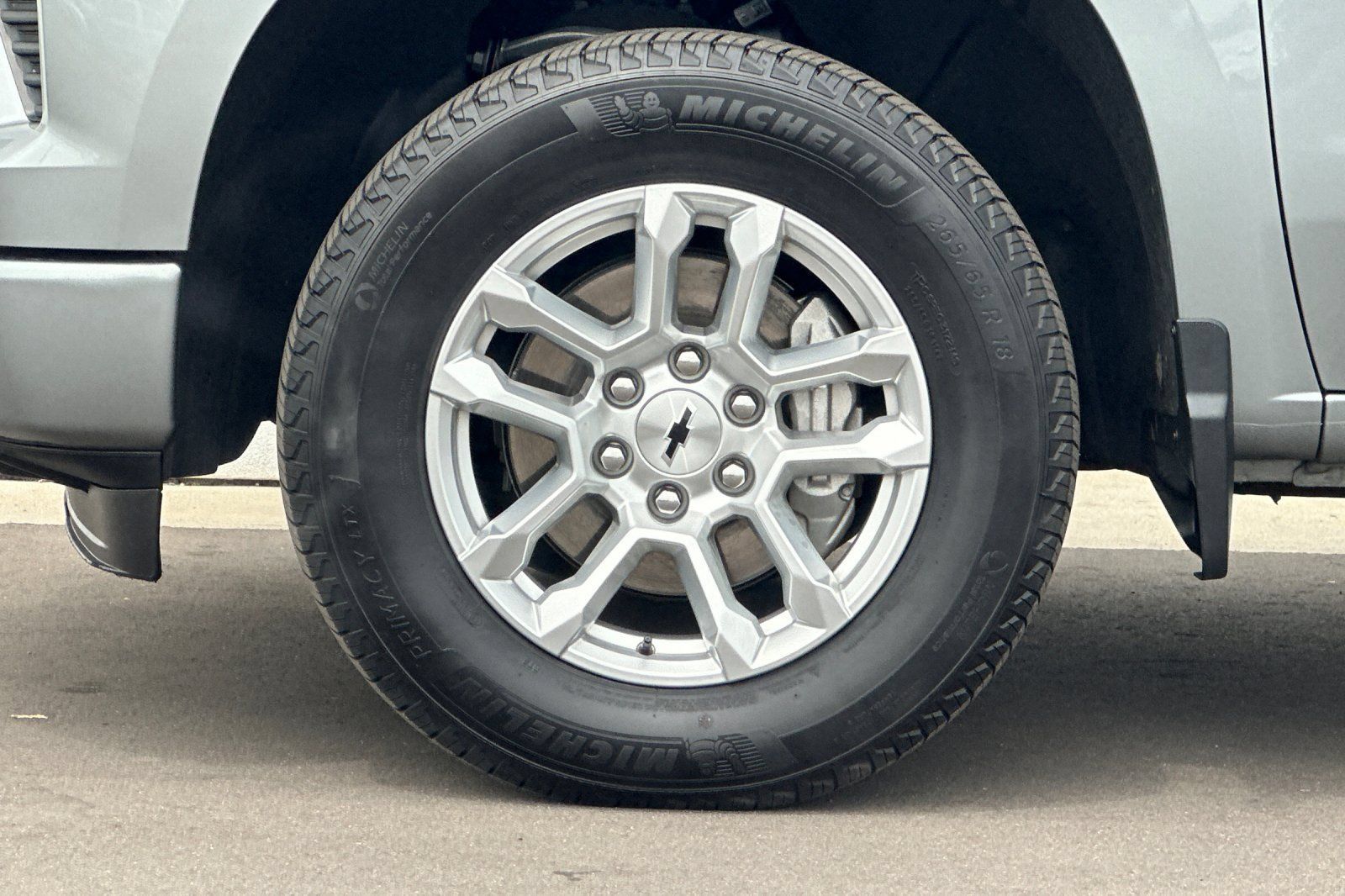 Used 2026 Chevrolet Silverado 1500 RST RWD image 36