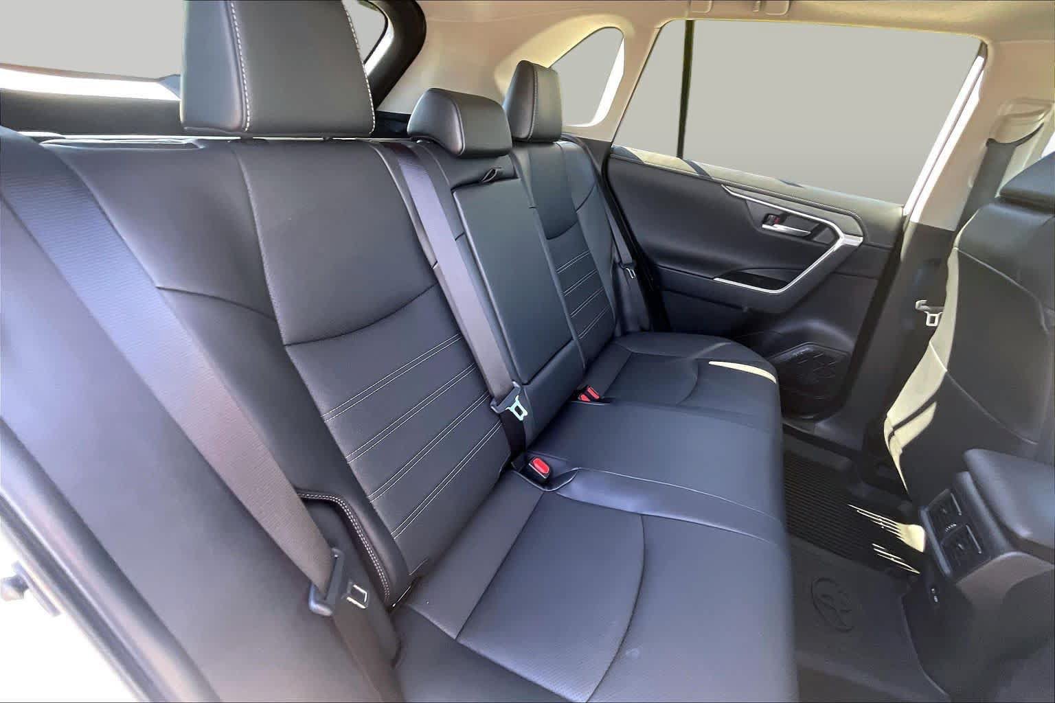 Used 2024 Toyota RAV4 Limited AWD/4WD image 19