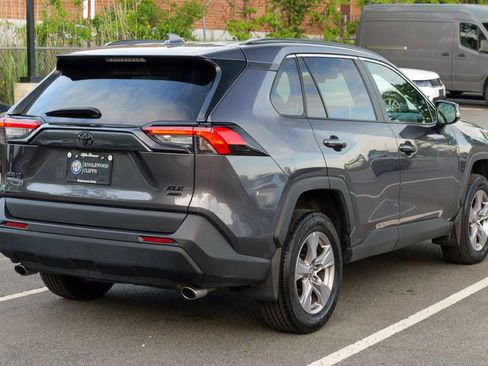 Used 2023 Toyota RAV4 XLE w/ Convenience Package AWD/4WD image 7