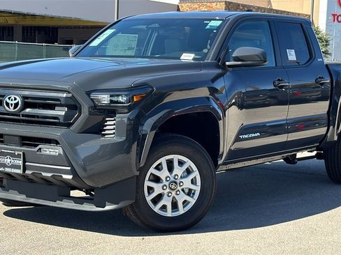 New 2025 Toyota Tacoma SR5 image 34