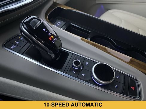 Certified 2024 Cadillac Escalade ESV Sport Platinum w/ LPO, ONYX Package AWD/4WD image 7
