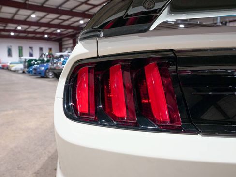 Used 2020 Ford Mustang Shelby GT350 w/ Technology Package RWD image 35