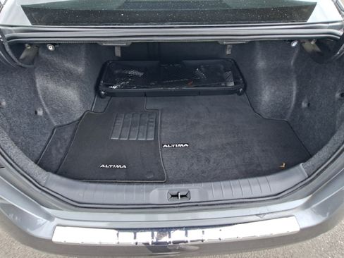 Used 2022 Nissan Altima 2.5 SV FWD image 21