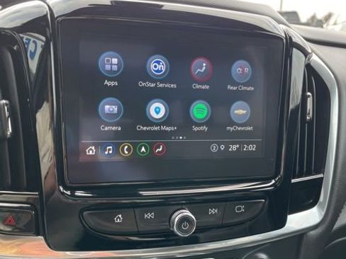 Used 2022 Chevrolet Traverse LT w/ LT Premium Package image 45