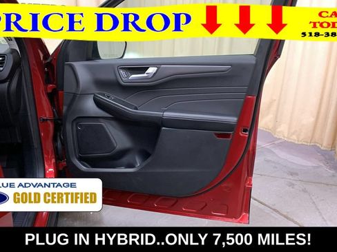 Certified 2026 Ford Escape SE FWD image 10
